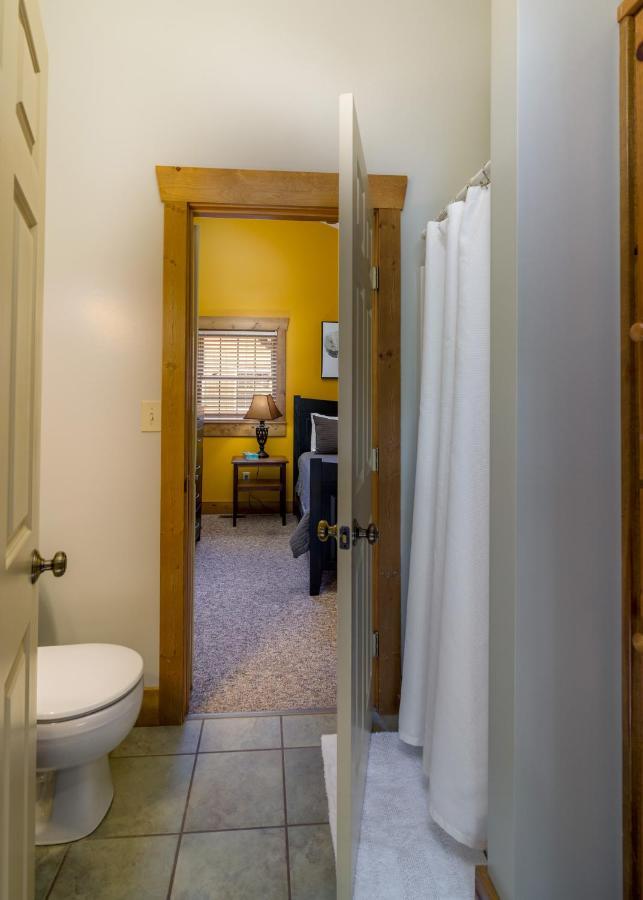 Blue Spruce . Trailside Lodging Villa มิลเลอร์สเบิร์ก ภายนอก รูปภาพ