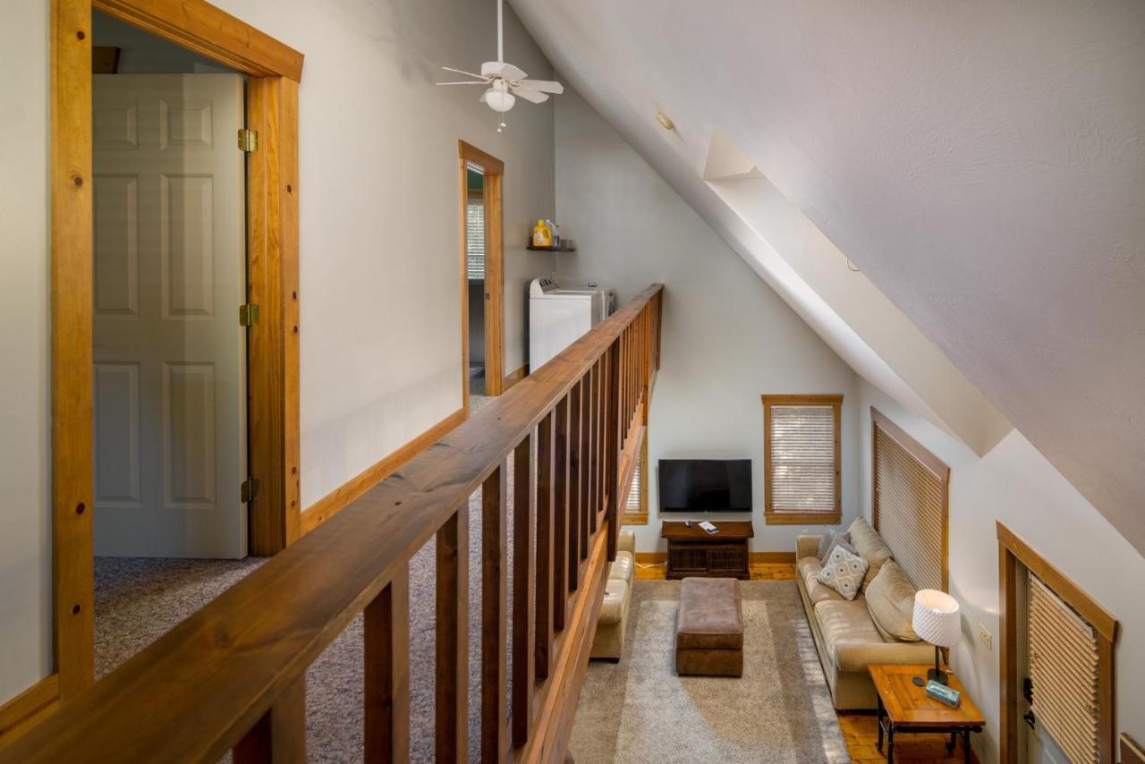 Blue Spruce . Trailside Lodging Villa มิลเลอร์สเบิร์ก ภายนอก รูปภาพ